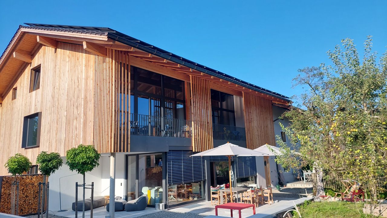 Das "Holzer 2.0" - Süd-West Ansicht Neubau Das "Holzer 2.0" - Süd-West Ansicht Neubau